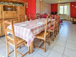 23746291-Ferienhaus-8-Montchamp-300x225-2