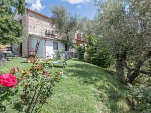 23751674-Ferienhaus-4-Montebuono-300x225-1