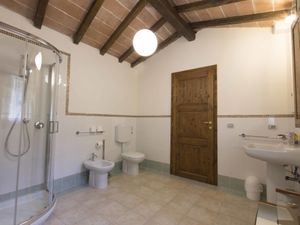 23848298-Ferienhaus-8-Montecatini Terme-300x225-3