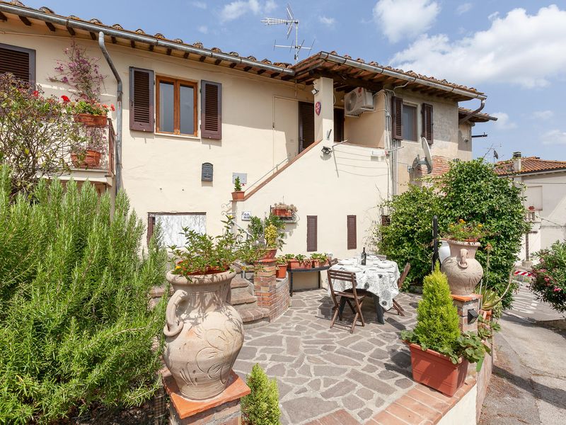 23747045-Ferienhaus-4-Montefoscoli-800x600-0