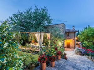 Ferienhaus für 10 Personen (250 m²) in Monterchi