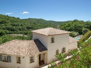 23463810-Ferienhaus-6-Montferrat-300x225-2