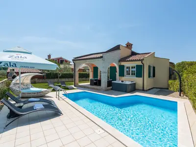 Ferienhaus für 6 Personen (140 m²) in Montižana 1/10