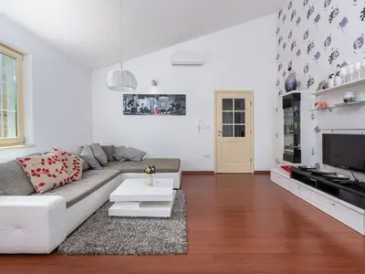 Ferienhaus für 6 Personen (140 m²) in Montižana 8/10