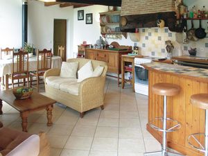 24003550-Ferienhaus-8-Montpeyroux-300x225-4