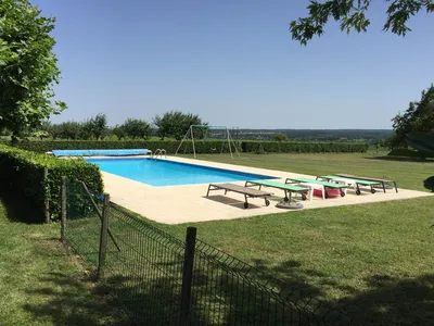 PoolOfHouse