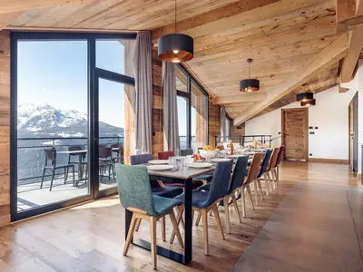 DiningRoom