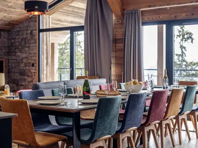 DiningRoom