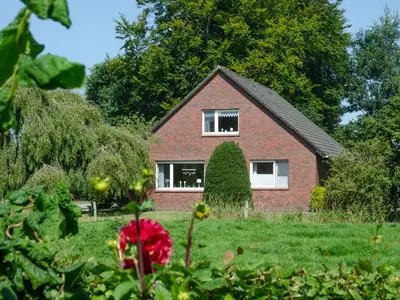 Ferienhaus für 8 Personen (130 m²) in Moormerland 1/10