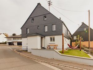 21599231-Ferienhaus-5-Morbach-300x225-1