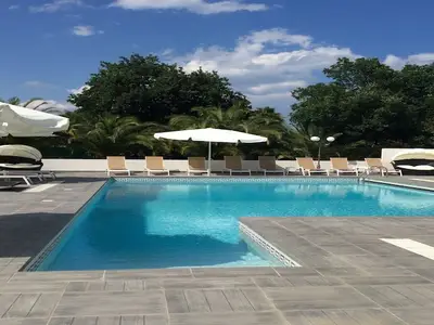 PoolOfHouse