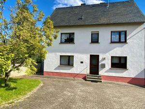 19249561-Ferienhaus-5-Morshausen-300x225-0