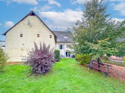 Außenseite Ferienhaus [Sommer]