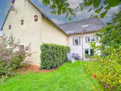 Außenseite Ferienhaus [Sommer]