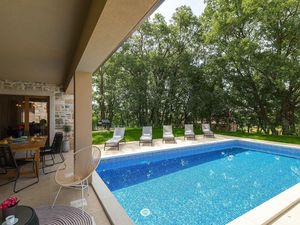 23949629-Ferienhaus-8-Motovun-300x225-4