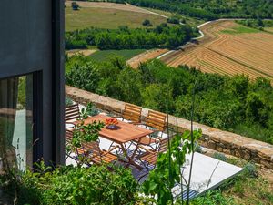 23950520-Ferienhaus-6-Motovun-300x225-3