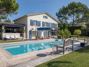 Luxuriöse Familienvilla in Mougins