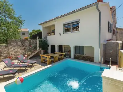Ferienhaus für 5 Personen (84 m²) in Mrgani 2/10