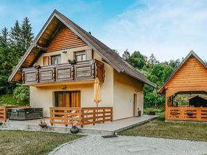 23761202-Ferienhaus-6-Mrkopalj-300x225-1