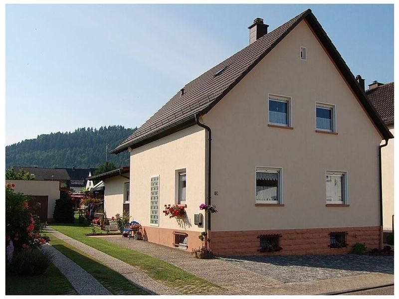24005837-Ferienhaus-3-Münchweiler-800x600-2