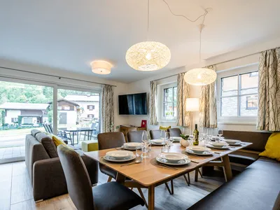 DiningRoom