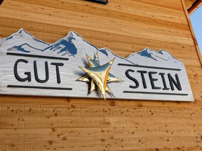 Gebäudeansicht Gut Stein