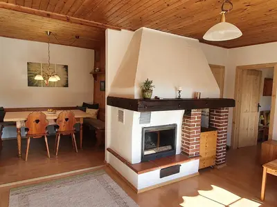 Wohnstube_Ferienhaus_am_Badesee_FamilieWernig