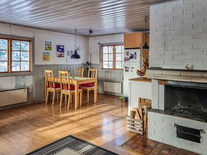 23752272-Ferienhaus-6-Mullsjö-300x225-3