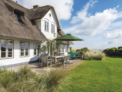 Ferienhaus für 8 Personen (400 m²) in Munkmarsch (Sylt) 4/10