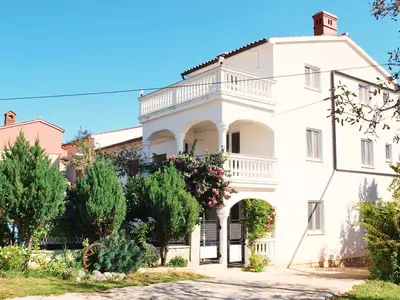 Ferienhaus für 12 Personen (150 m²) in Muntić 2/10