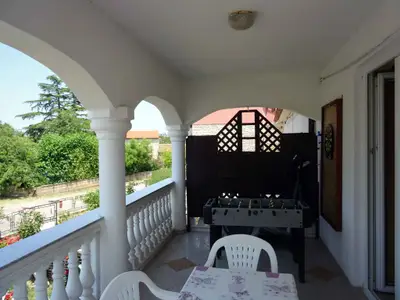 Ferienhaus für 12 Personen (150 m²) in Muntić 3/10