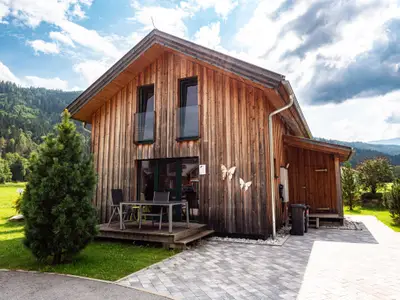 Außenseite Ferienhaus [Sommer]