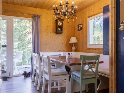 DiningRoom