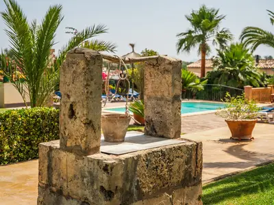 PoolOfHouse