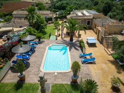 PoolOfHouse