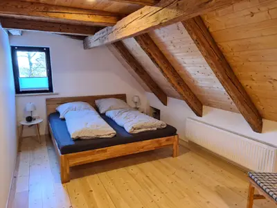 Schlafzimmer 2