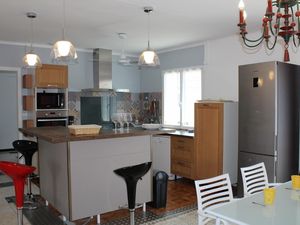 23508932-Ferienhaus-6-Narbonne-300x225-4