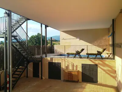 PoolOfHouse