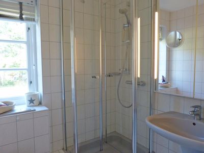 Badezimmer im Ferienhaus Backbord in Süddorf auf Amrum