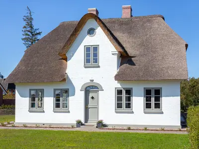 Hanjes Kapitänshaus in Nebel auf Amrum