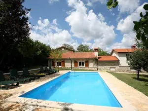 Ferienhaus für 8 Personen (144 m²) in Nedeščina