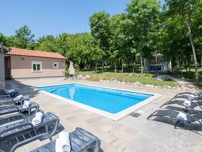 pool
