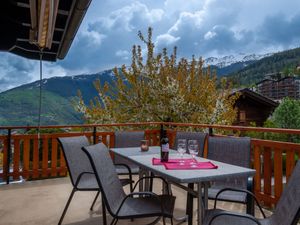 23855398-Ferienhaus-6-Nendaz-300x225-3