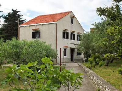 Ferienhaus für 6 Personen in Nerezine 2/10