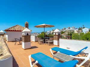 23996336-Ferienhaus-6-Nerja-300x225-3