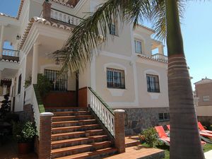 23057981-Ferienhaus-10-Nerja-300x225-4