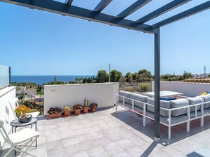 23996348-Ferienhaus-8-Nerja-300x225-4