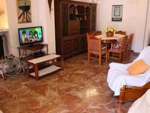 22451065-Ferienhaus-6-Nerja-300x225-2