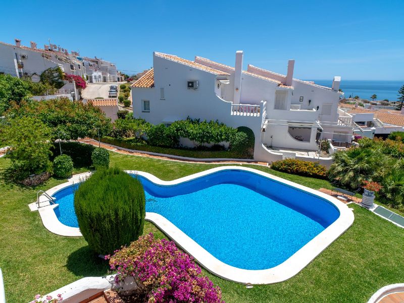 23996449-Ferienhaus-4-Nerja-800x600-0