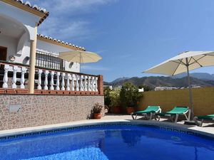 23058411-Ferienhaus-6-Nerja-300x225-5